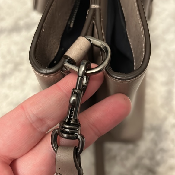 Coach Borough Bag Medium NWOT - Picture 13 of 15